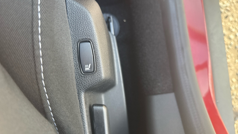 Dacia Duster 1.0 TCe 100 Prestige 5dr Bi Fuel Estate